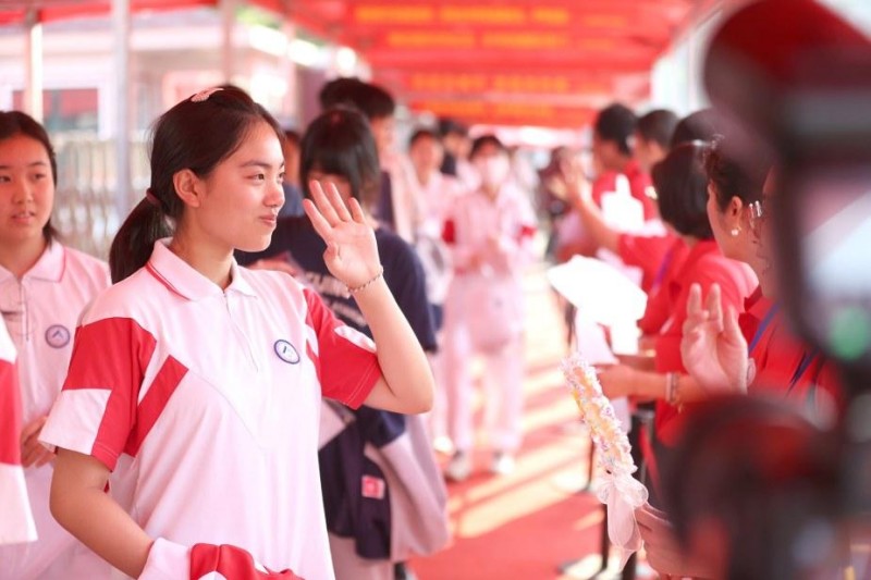 直击2025年经开区中考首日 (1).JPG