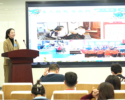 经开区班主任用“四维比拼”诠释育人初心.jpg 经开区班主任用“四维比拼”诠释育人初心.jpg