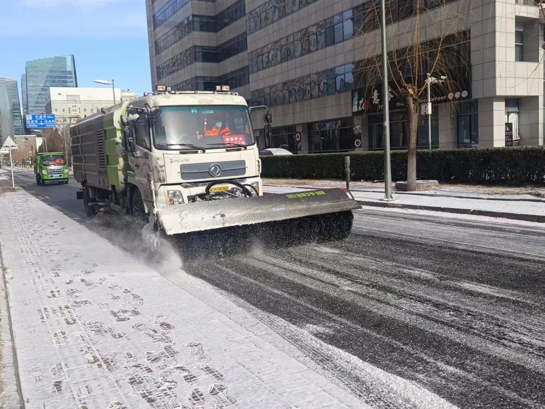 以雪为令!扫雪铲冰保出行,十八般兵器各路人马齐上阵4.jpg