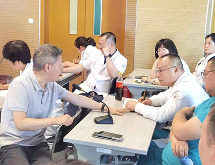 专题培训筑牢骨健康防线.jpg 专题培训筑牢骨健康防线.jpg