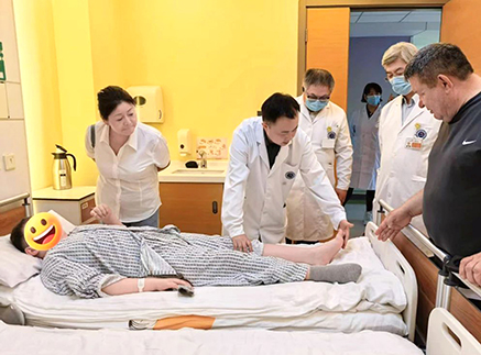 爱育华医院暖心服务助俄罗斯患儿康复.jpg 爱育华医院暖心服务助俄罗斯患儿康复.jpg