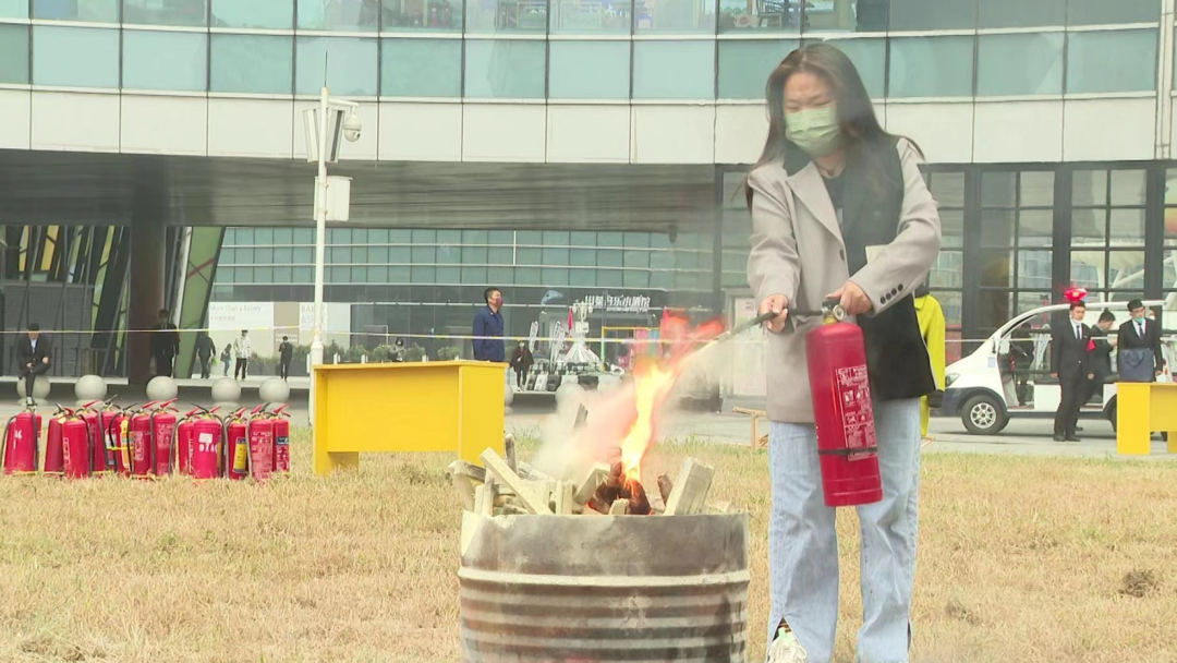 北京经开区“火焰蓝”筑起消防安全堡垒5.png 北京经开区“火焰蓝”筑起消防安全堡垒5.png