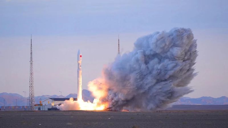 9月25日,中科宇航力箭一号遥四运载火箭在酒泉卫星发射中心成功发射“一箭五星”。.jpg 9月25日,中科宇航力箭一号遥四运载火箭在酒泉卫星发射中心成功发射“一箭五星”。.jpg