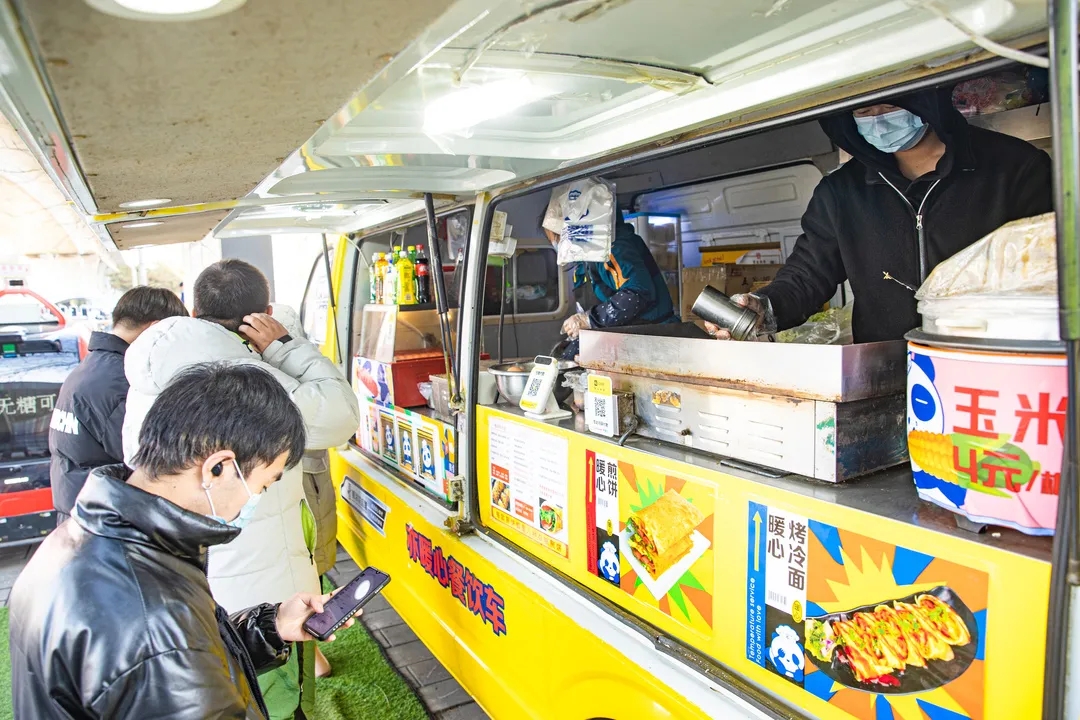 我为群众办实事.webp (1).jpg 我为群众办实事.webp (1).jpg