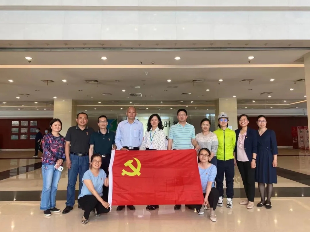 知史爱党,看北京经开区企业如何做好红色基因传承.webp (1).jpg 知史爱党,看北京经开区企业如何做好红色基因传承.webp (1).jpg