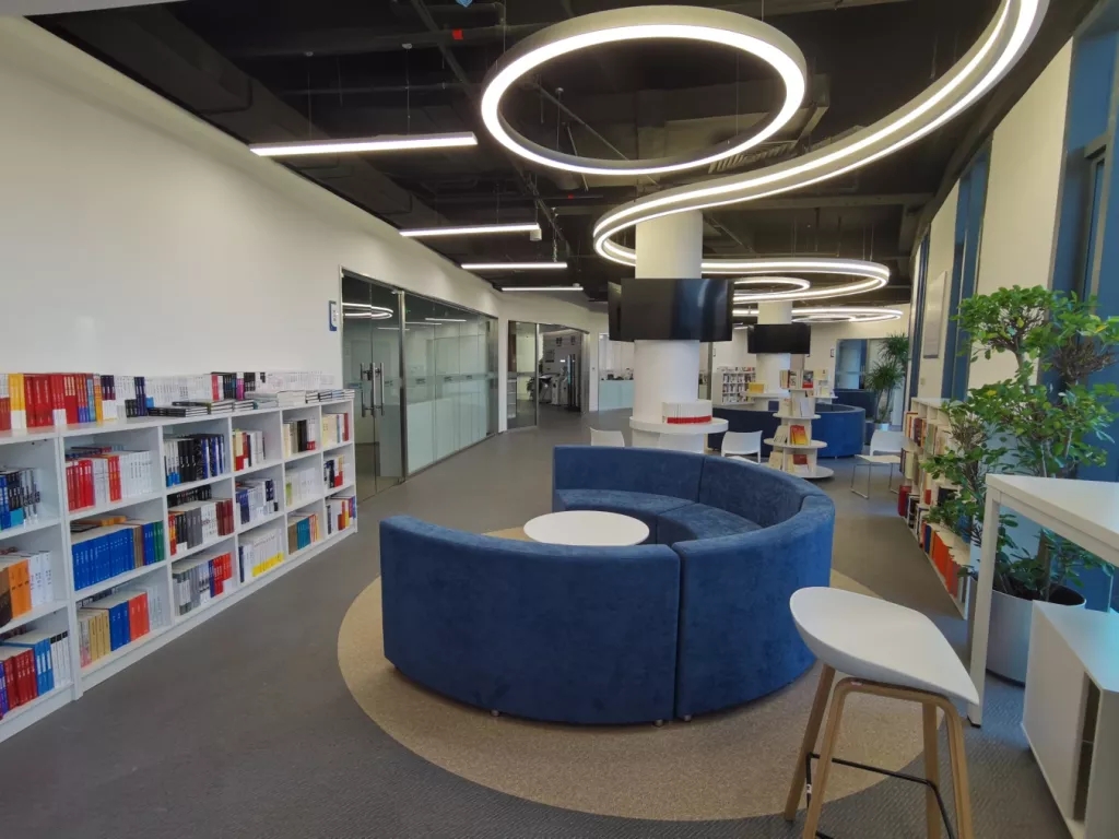 投票!支持!北京经开区工委入围“基层党建与民生发展”优秀案例.webp (3).jpg 投票!支持!北京经开区工委入围“基层党建与民生发展”优秀案例.webp (3).jpg