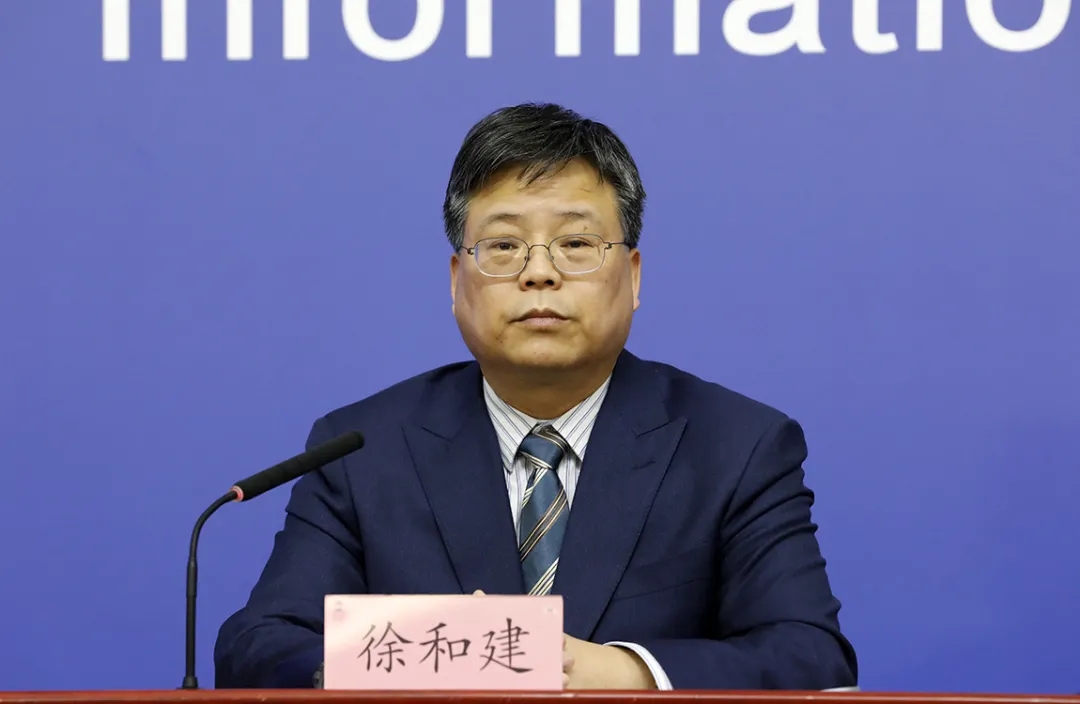 对进返京风险人员落位管控,倡导跨省通勤人员居家办公.webp.jpg 对进返京风险人员落位管控,倡导跨省通勤人员居家办公.webp.jpg