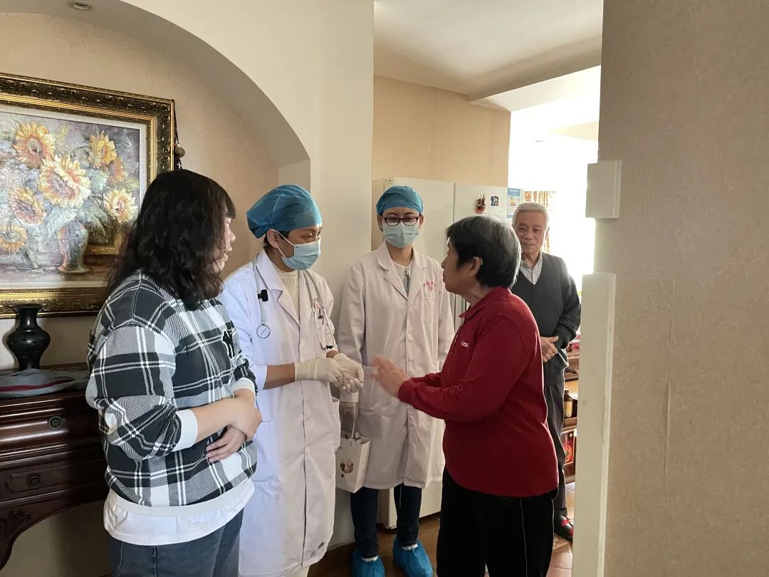 心放得妥妥的!北京经开区提供老年人一对一接种服务.jpg 心放得妥妥的!北京经开区提供老年人一对一接种服务.jpg