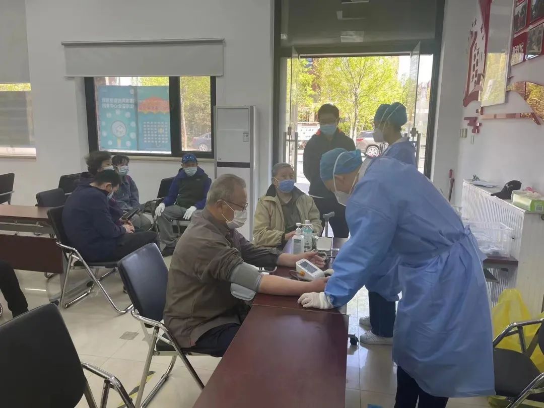 心放得妥妥的!北京经开区提供老年人一对一接种服务3.jpg 心放得妥妥的!北京经开区提供老年人一对一接种服务3.jpg