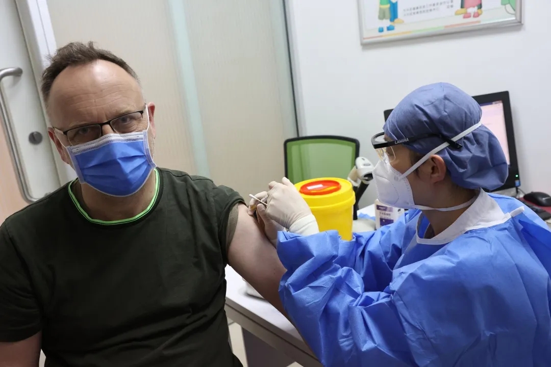 转发收藏!这些公交线路直达北京经开区新冠疫苗接种点.webp (2).jpg 转发收藏!这些公交线路直达北京经开区新冠疫苗接种点.webp (2).jpg