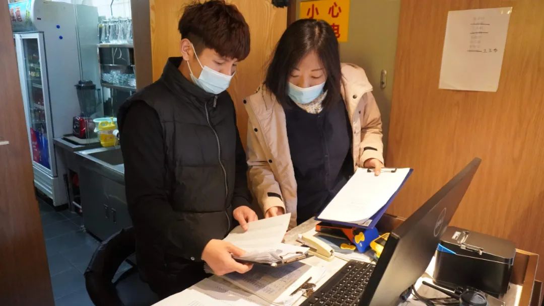 走进北京经开区餐饮企业,防疫他们这样做3.jpg 走进北京经开区餐饮企业,防疫他们这样做3.jpg