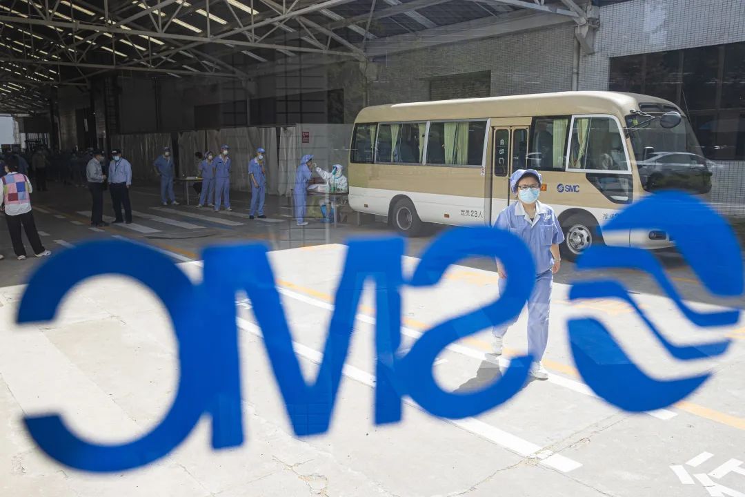 争分夺秒、温暖有序!多图直击北京经开区核酸检测现场2.jpg 争分夺秒、温暖有序!多图直击北京经开区核酸检测现场2.jpg