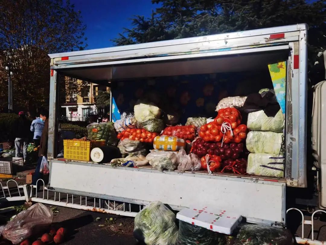 “蔬菜直通车”开进家门口,踏实了!4.jpg