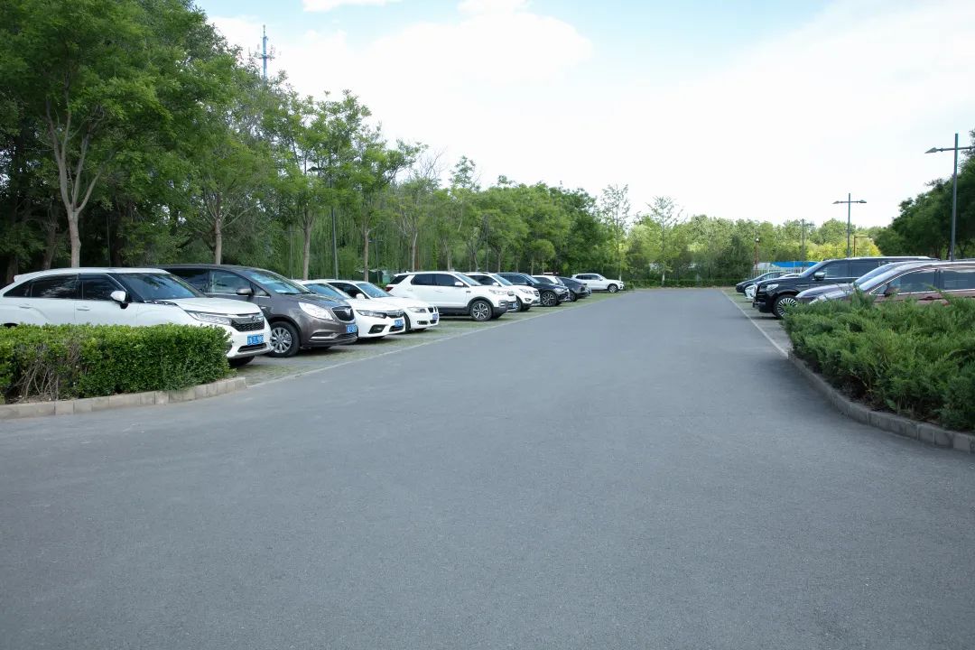 实拍周末“静下来”的公园和商圈,亦城人用安心居家支持抗“疫”!10.jpg 实拍周末“静下来”的公园和商圈,亦城人用安心居家支持抗“疫”!10.jpg