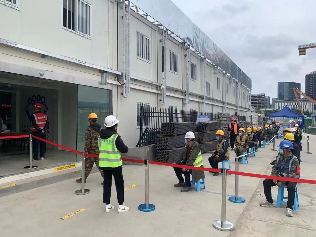 请放心！建设工地防疫“安全门”他们守好了.jpg