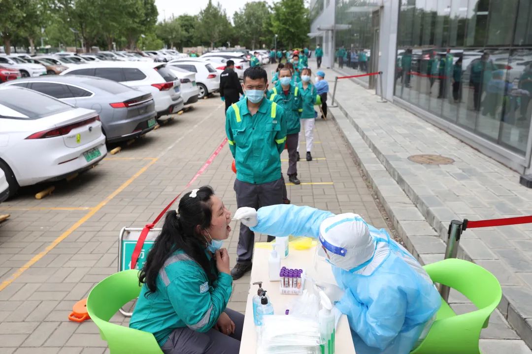 全阴战绩绝不“破防”!北京经开区企业核酸检测生产经营两不误!3.jpg 全阴战绩绝不“破防”!北京经开区企业核酸检测生产经营两不误!3.jpg