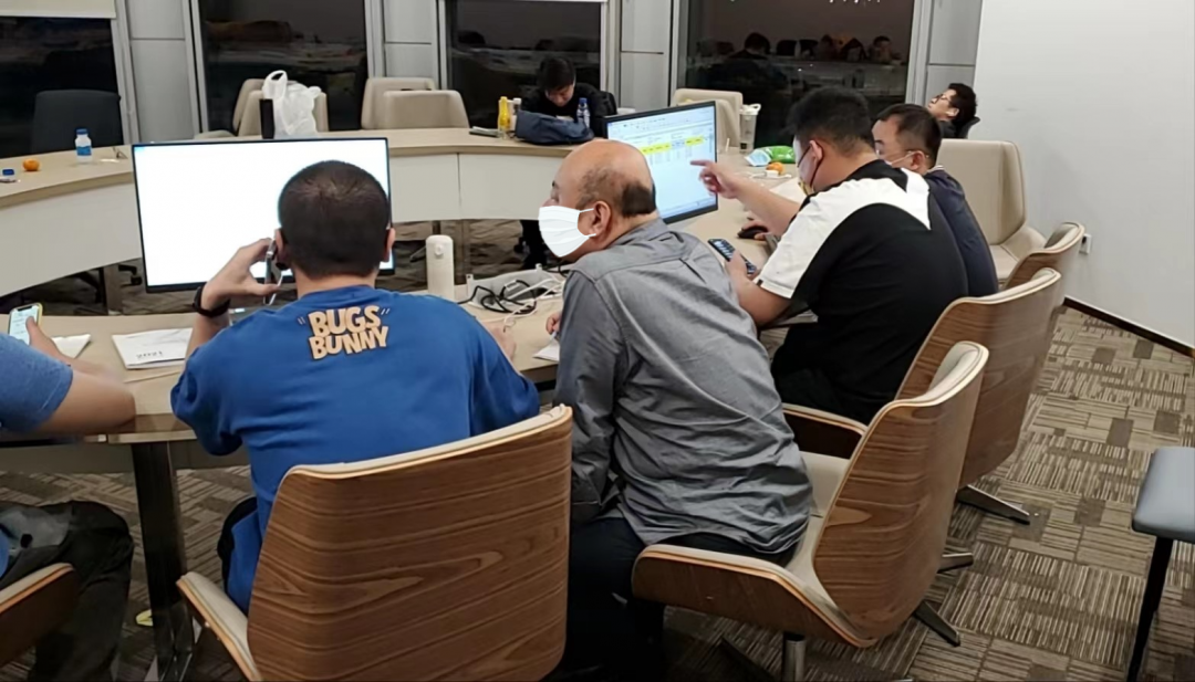 流调溯源,他们不分昼夜、争分夺秒与病毒“赛跑”!2.png 流调溯源,他们不分昼夜、争分夺秒与病毒“赛跑”!2.png