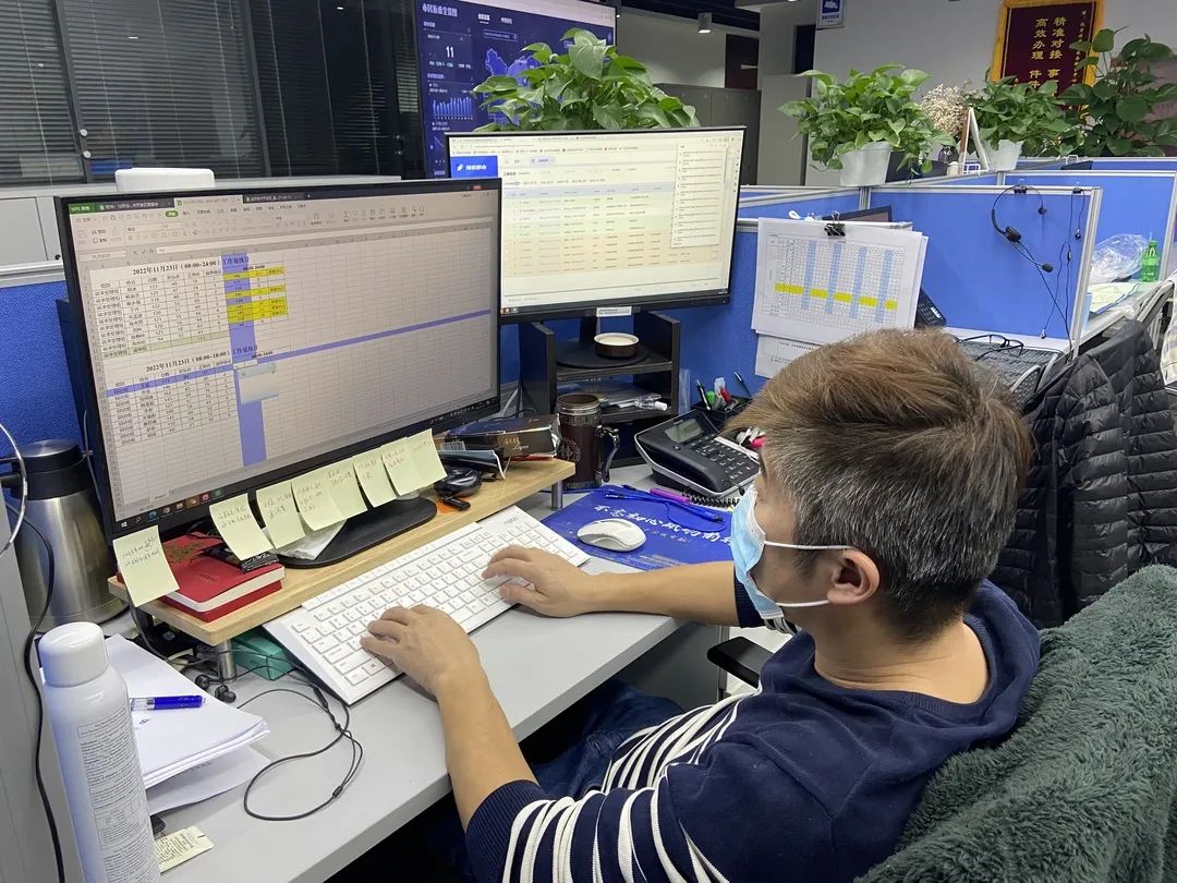 同心抗疫不掉线! “闭环管理”下接诉即办人显担当2.jpg 同心抗疫不掉线! “闭环管理”下接诉即办人显担当2.jpg