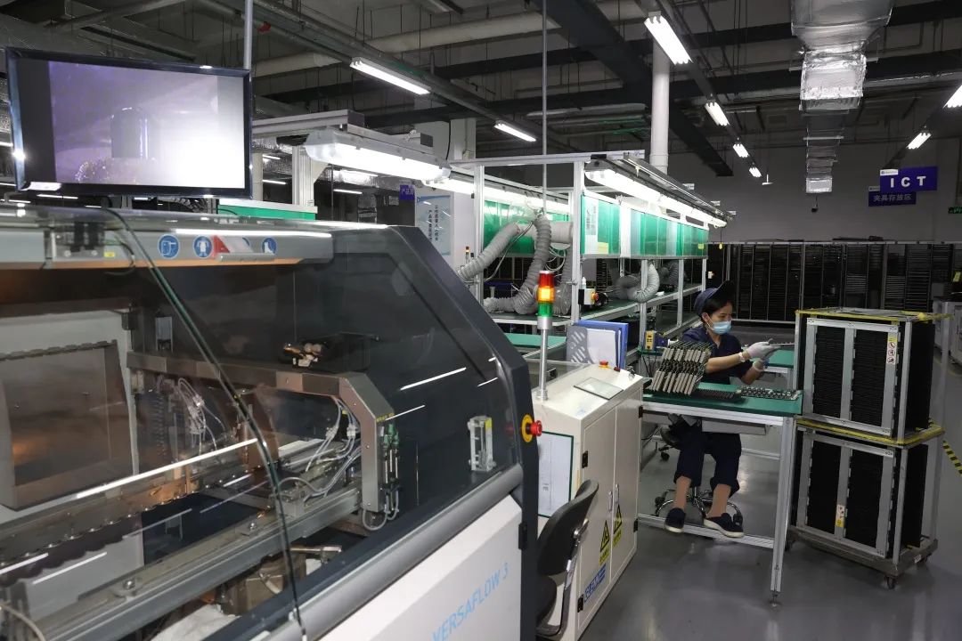 忙!保!争!直击常态化防控下的北京经开区产业一线.jpg 忙!保!争!直击常态化防控下的北京经开区产业一线.jpg