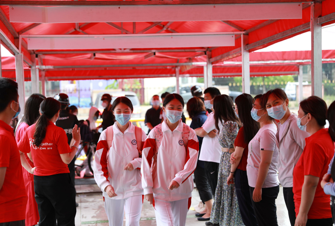 初二返校日:保持防疫“阵型” !全力迎战“小中考”8.png