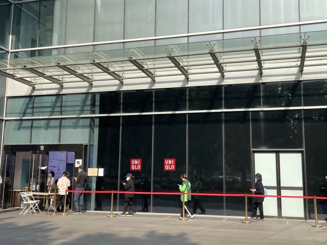 现场直击!北京经开区“10分钟核酸检测服务圈”这样运转.jpg 现场直击!北京经开区“10分钟核酸检测服务圈”这样运转.jpg