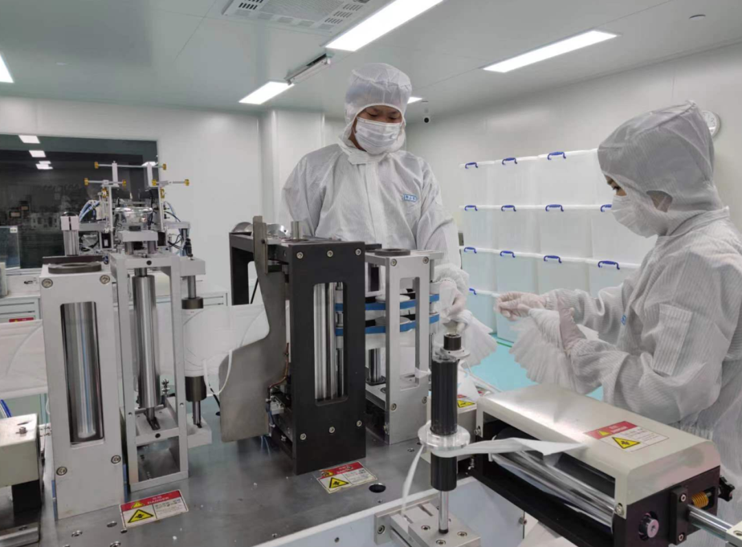 经开区企业KN95口罩日产能最高达10万只，生产线24小时不停机4.png