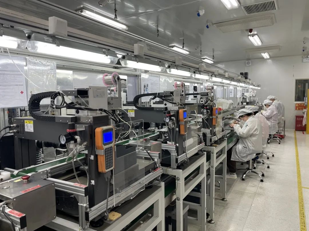 新产品全自动化产线即将“上岗”,企业全面进入满工满产2.jpg