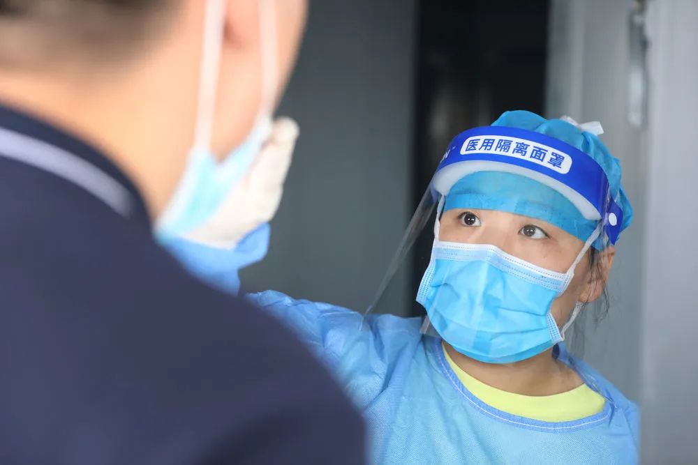 关于封控时长、风险人员判定,十大热点问题权威回应.jpg 关于封控时长、风险人员判定,十大热点问题权威回应.jpg