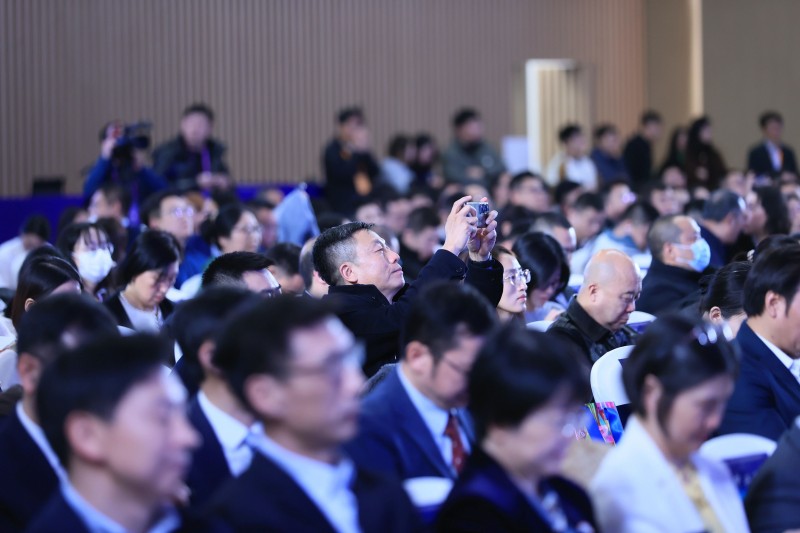 2025年经开区优化营商环境暨高质量发展推进大会举办 (7).jpg