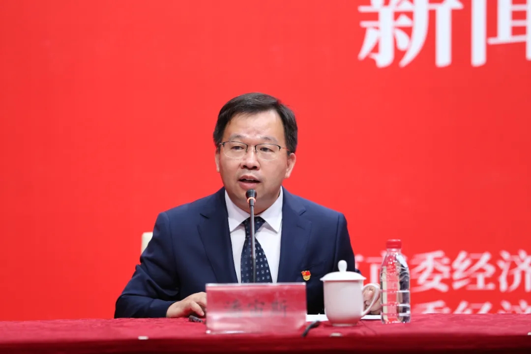 强“根”铸“魂”勇当高质量发展开路先锋,北京经开区召开庆祝中国共产党成立100周年新闻发布会.webp (2).jpg 强“根”铸“魂”勇当高质量发展开路先锋,北京经开区召开庆祝中国共产党成立100周年新闻发布会.webp (2).jpg