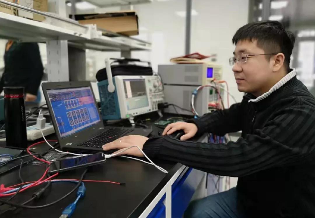 “芯芯”之火点亮鸟巢巨屏,冬奥会开幕式里还有这些“亦庄智造”3.jpg “芯芯”之火点亮鸟巢巨屏,冬奥会开幕式里还有这些“亦庄智造”3.jpg