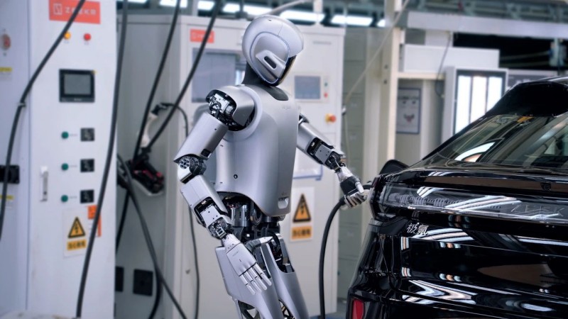 全球首例!优必选实现多台多场景多任务人形机器人协同实训 (8).jpg 全球首例!优必选实现多台多场景多任务人形机器人协同实训 (8).jpg