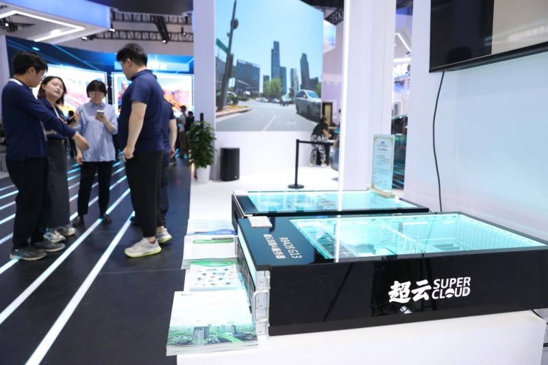 北京亦庄多项国际国内首创产品亮相科博会 (7).jpg 北京亦庄多项国际国内首创产品亮相科博会 (7).jpg