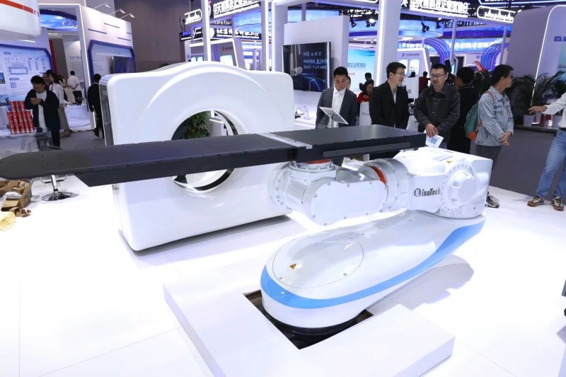 北京亦庄多项国际国内首创产品亮相科博会 (9).jpg 北京亦庄多项国际国内首创产品亮相科博会 (9).jpg