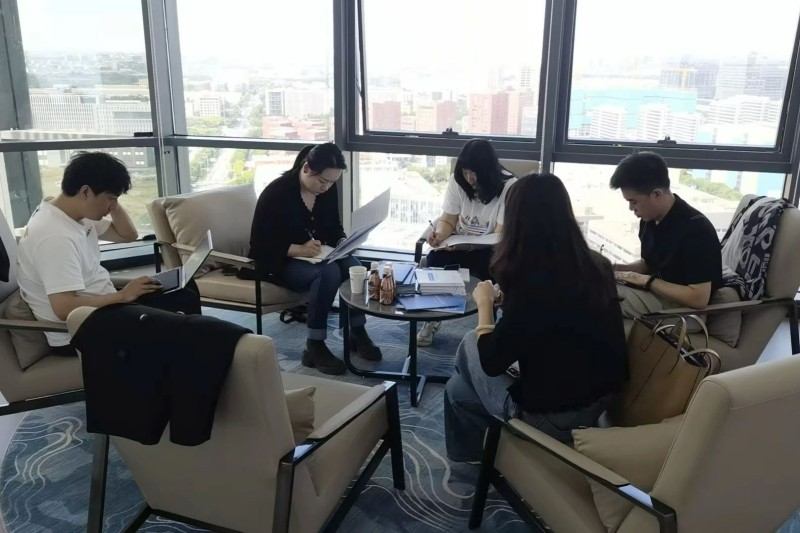 累计洽谈项目114个！HICOOL 2025全球创业大赛经开区赛区圆满收官 (2).jpg