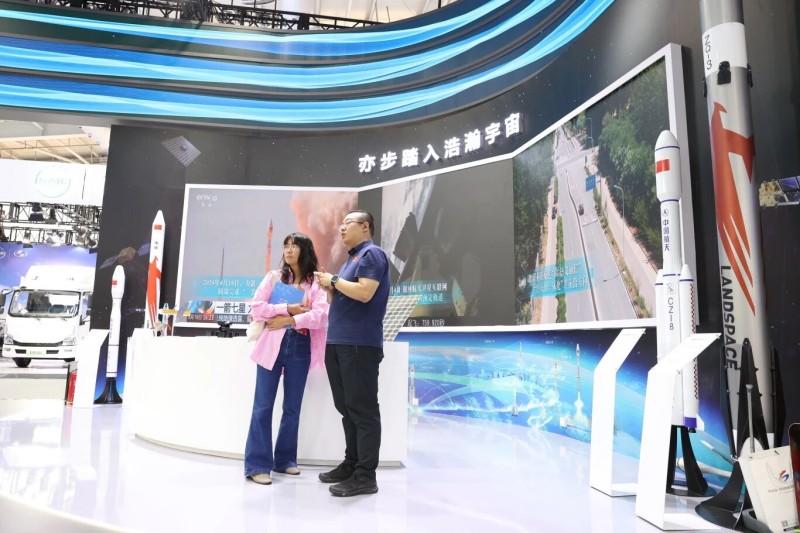 新质出海，看亦庄 (2).jpg