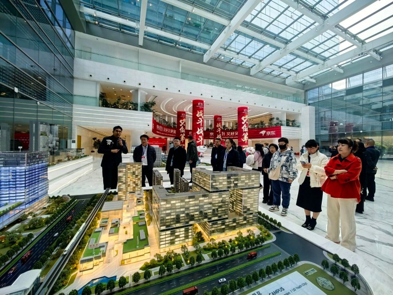 京蒙两地深化合作，苏尼特右旗企业走进北京经开区 (1).jpg