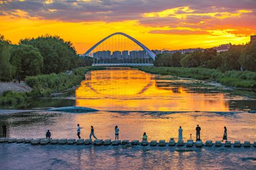 来亦城打卡 10个地标感受改革创新的魅力.jpg