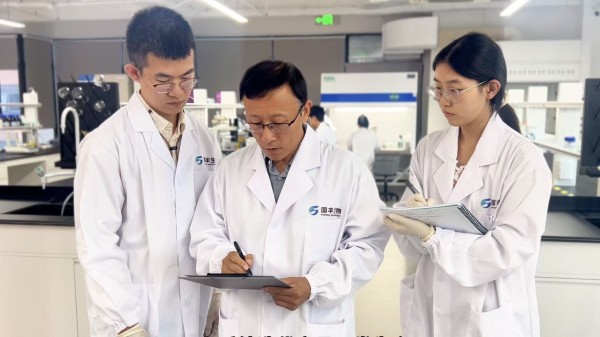 王磊2.jpg 王磊2.jpg